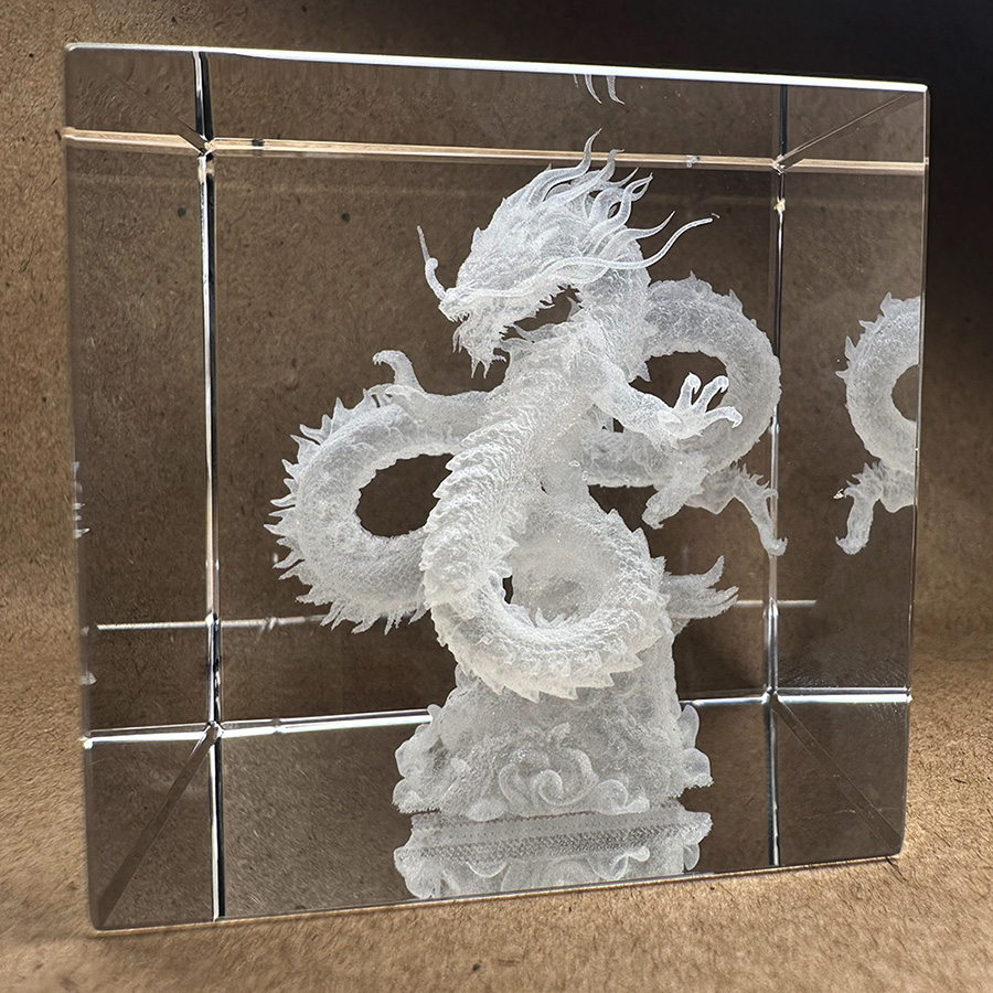Crystal inner engraving 